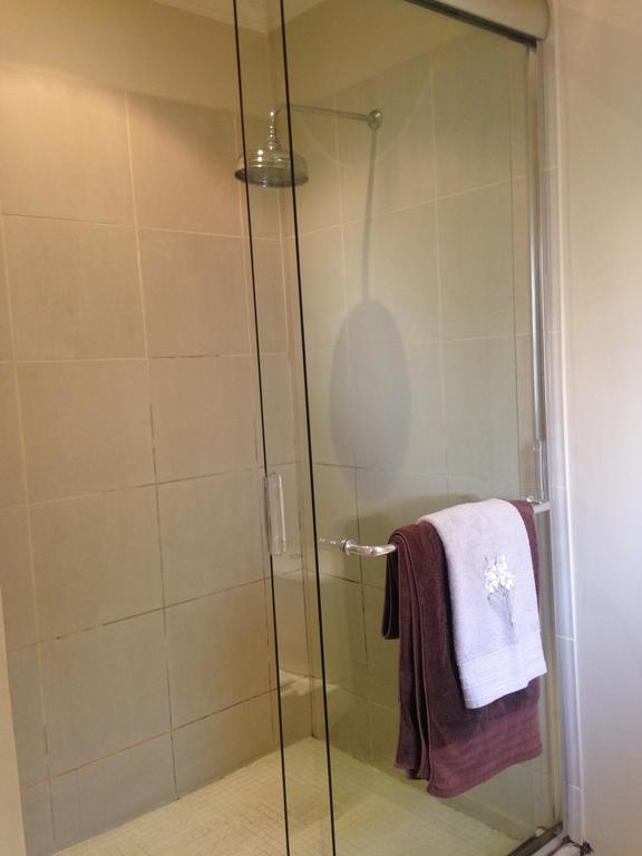 A Hundred Thousand Welcomes B&B Sandton Zimmer foto