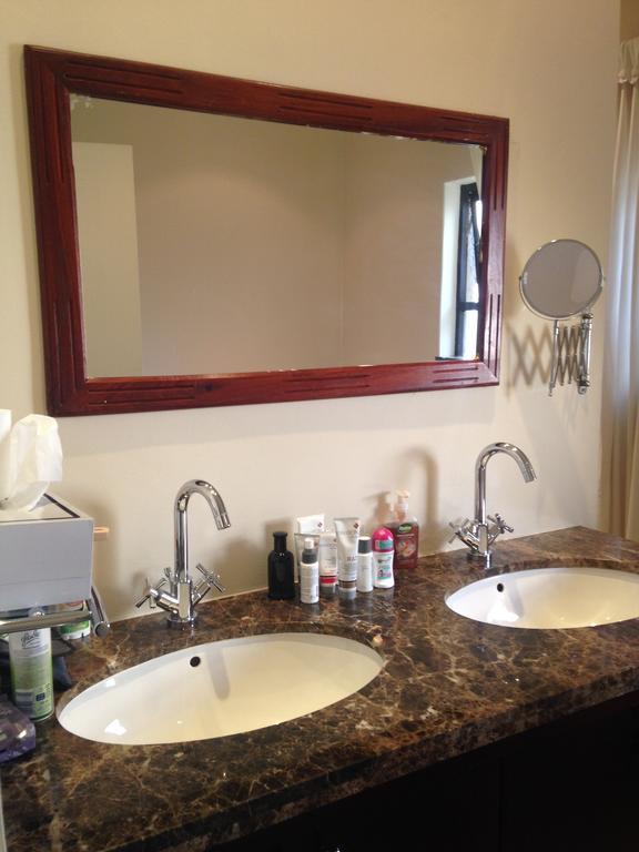 A Hundred Thousand Welcomes B&B Sandton Zimmer foto